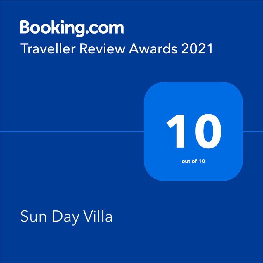 Sun Day Villa 아클리아 외부 사진